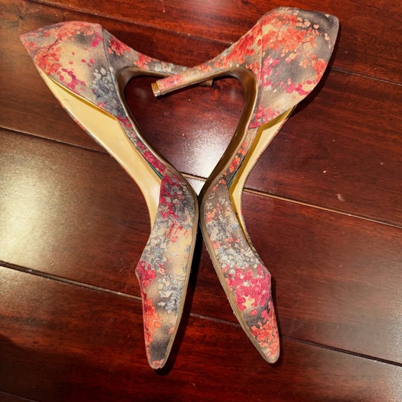 Spring pumps - Picture 3 of 6